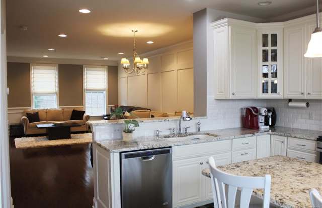 142 Warrington Round Danbury Ct Apartments For Rent