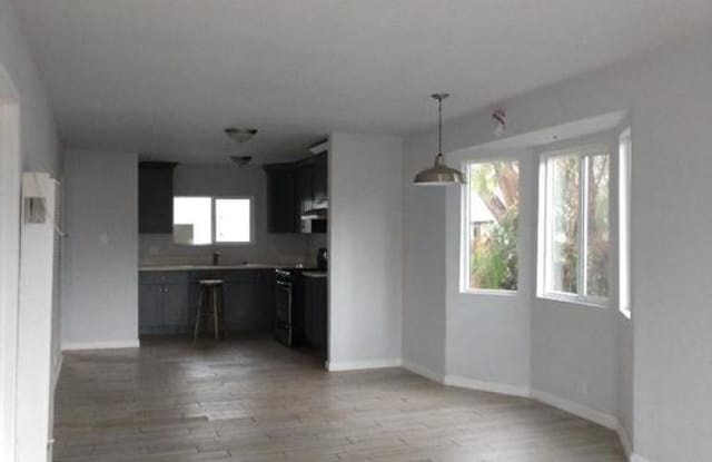5929 Denver Avenue Los Angeles Ca Apartments For Rent