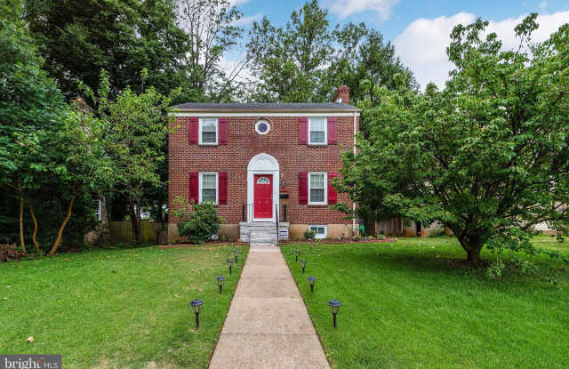 7022 Deerfield Road Pikesville Md Apartments For Rent