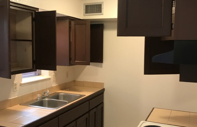 4712 N 12th St Mcallen Tx Apartments For Rent