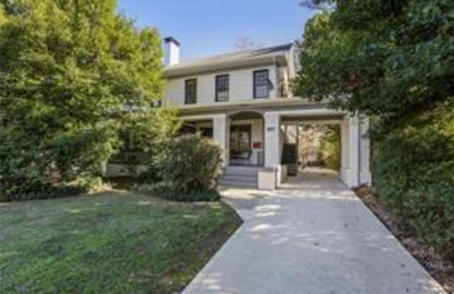 823 N Highland Avenue Ne 1 Atlanta Ga Apartments For Rent