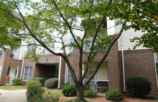 800 Moratuck Dr Apt 306