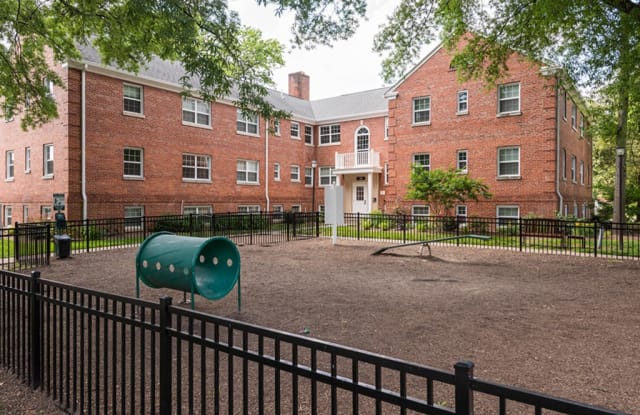 Gardens At Del Ray Alexandria Va Apartments For Rent