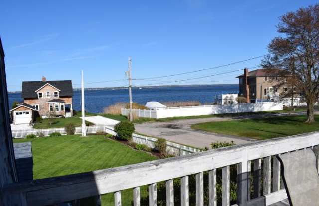 33 Chapin Avenue Warwick Ri Apartments For Rent