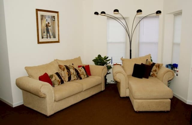 Stonegate Apartments Indianapolis In Apartments For Rent