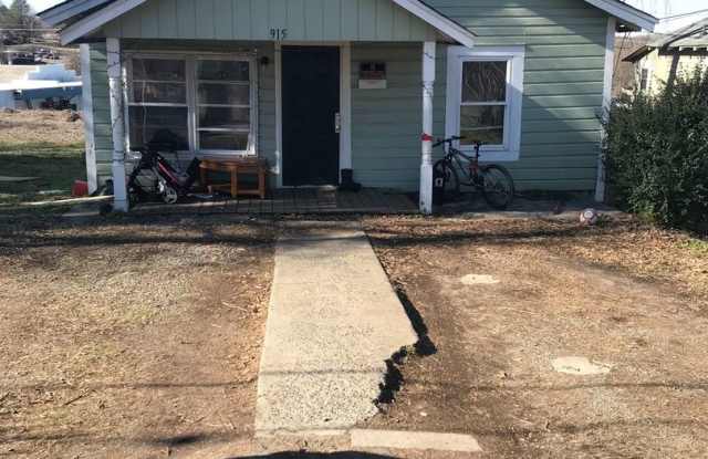 917 N Oakland St Gastonia Nc Apartments For Rent