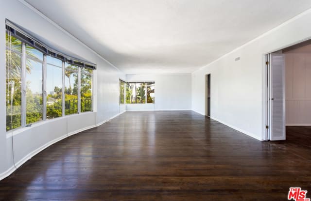 1203 N Wetherly Dr Los Angeles Ca Apartments For Rent