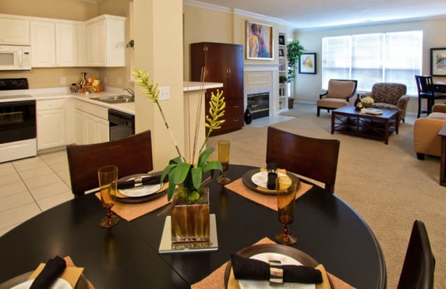 Saddlebrook Apartments Urbandale Ia Apartments For Rent