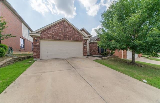 9957 Delamere Drive Fort Worth Tx Apartments For Rent