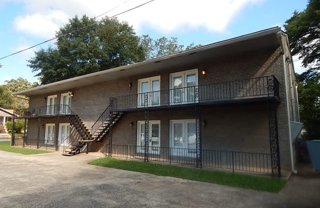 3196 Church St Apt 8 East Point Ga Apartments For Rent