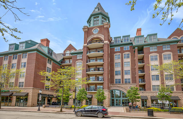44 North Vail Avenue Arlington Heights Il Apartments For Rent
