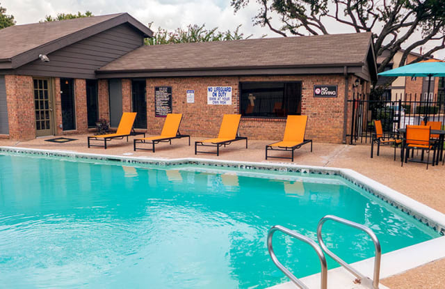 Chelsea Creek Apartments Tyler Tx Apartments For Rent
