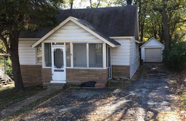 2610 Solway Avenue 2 Jennings Mo Apartments For Rent