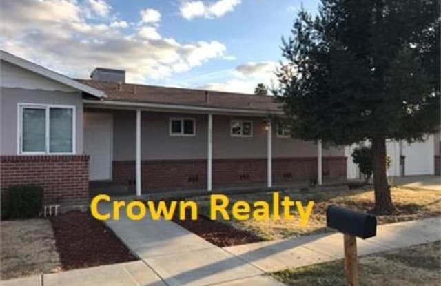 211 West Camron Avenue Tulare Ca Apartments For Rent