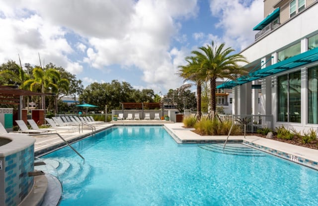 50 Paramount Sarasota Fl Apartments For Rent