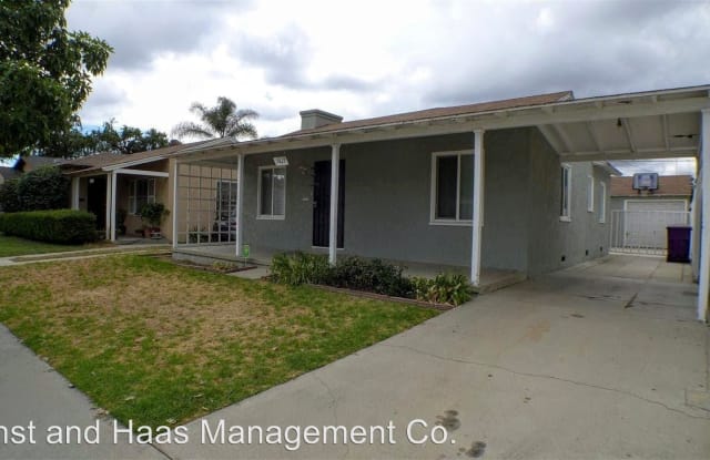 5621 Lewis Ave Long Beach Ca Apartments For Rent