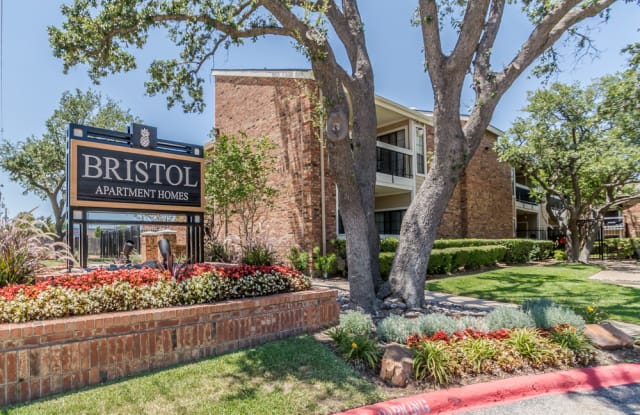 Bristol Apartments Dallas Tx Apartments For Rent