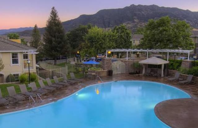 Avalon Oak Creek Agoura Hills Ca Apartments For Rent