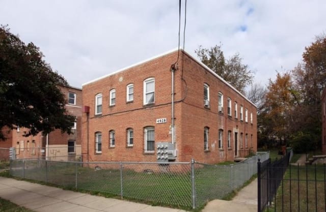 4928 Nash Street Ne Washington Dc Apartments For Rent