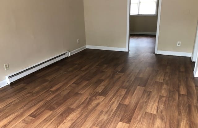 2909 Burgess Drive Unit 2 Charlotte Nc Apartments For Rent