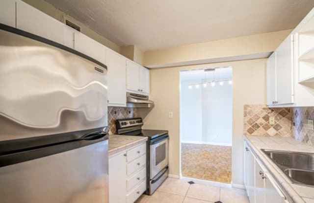 950 Ponce De Leon Road Boca Raton Fl Apartments For Rent