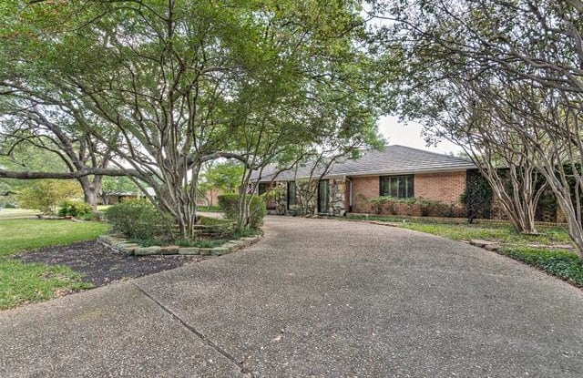 6750 Greenwich Lane Dallas Tx Apartments For Rent