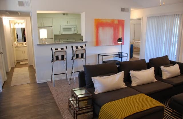 Bear Creek At Harwood Euless Tx Apartments For Rent