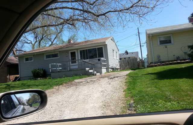 1423 Akron Toledo Oh Apartments For Rent