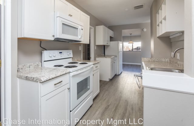 1135 Locust Street Reno Nv Apartments For Rent