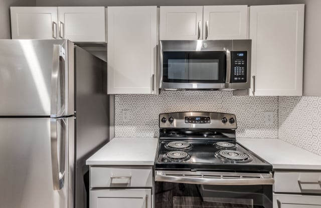 Warwick At Westchase Houston Tx Apartments For Rent