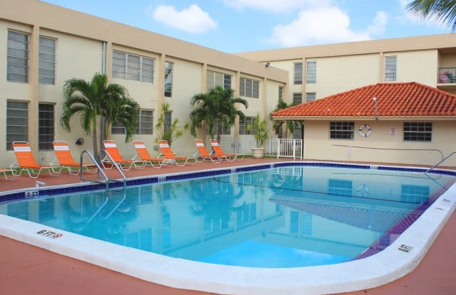 Las Brisas Gardens Hialeah Fl Apartments For Rent