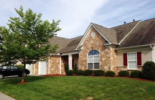 10019 Shetland Ln Charlotte Nc Apartments For Rent