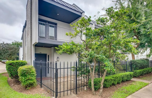 1300 Augusta Drive Houston Tx Apartments For Rent