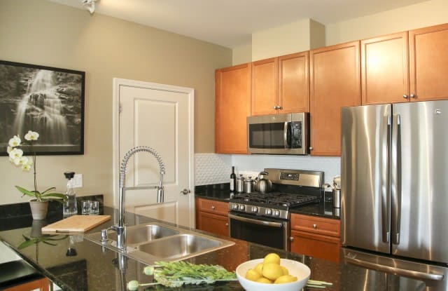 Aloft At Glen Town Center Apartments Glenview Il Apartments For Rent