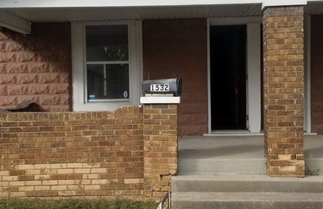 1532 South Belmont Avenue Indianapolis In Apartments