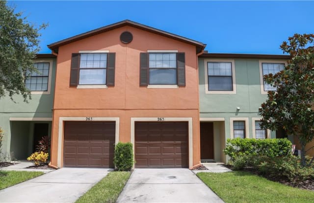 2635 Edgewater Falls Drive Brandon Fl Apartments For Rent