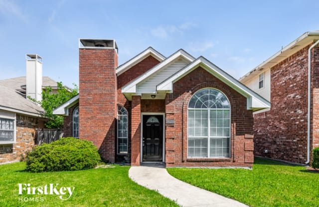 2021 Greenview Drive Carrollton Tx Apartments For Rent