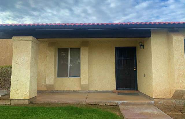 2045 S 14 Ave Yuma Az Apartments For Rent