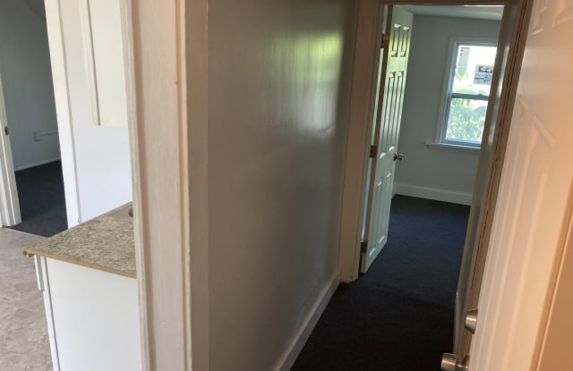 6624 Charter Avenue Up Cleveland Oh Apartments For Rent