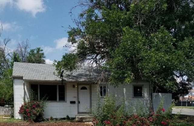 1999 Beeler Street Aurora Co Apartments For Rent