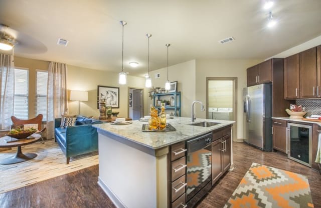 Aviator West 7th Fort Worth Tx Apartments For Rent