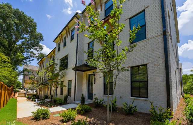 135 Raintree Ct Athens Ga 30607 Zillow