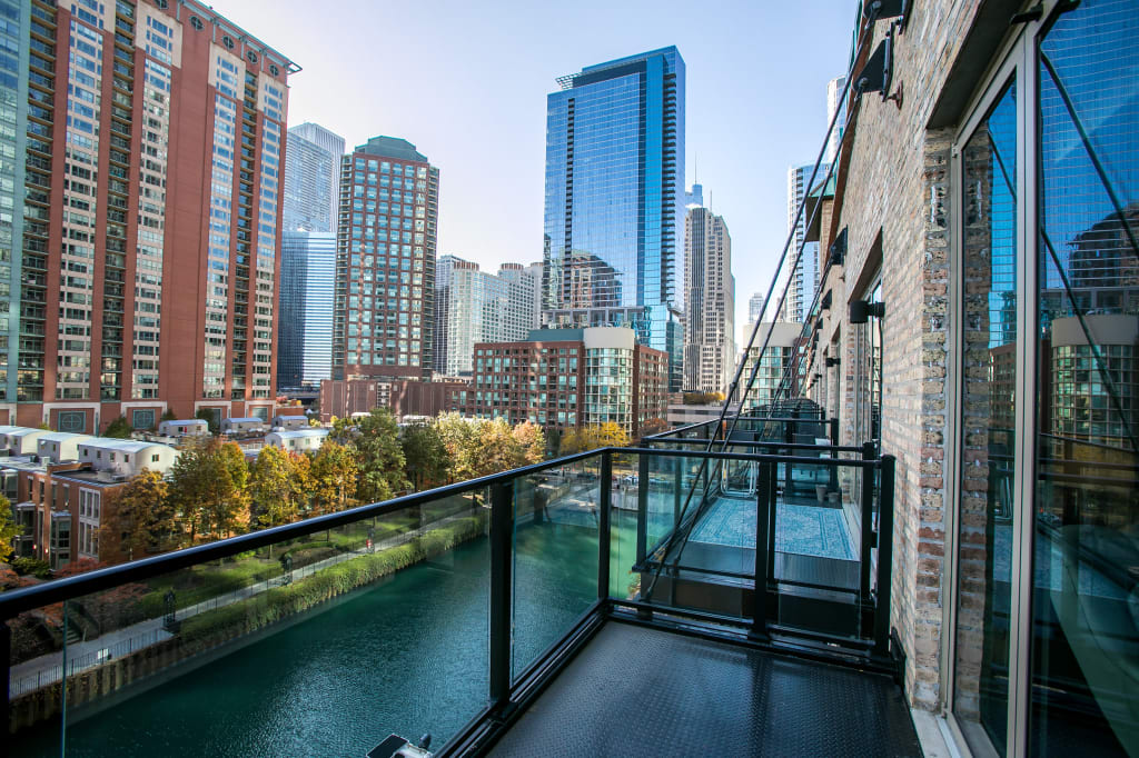 The Paragon Chicago Il Apartments For Rent