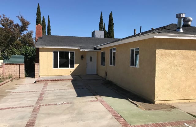 13200 W Wentworth Street Los Angeles Ca Apartments For Rent