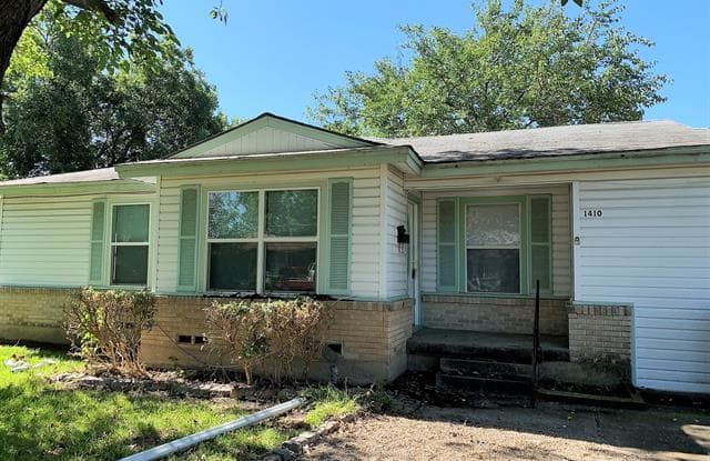1410 Caldwell Drive Garland Tx Apartments For Rent