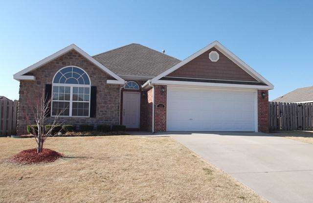 2303 Sw Huntwick Ave Bentonville Ar Apartments For Rent