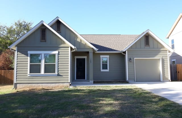 105 Kristi Lane Liberty Hill Tx Apartments For Rent