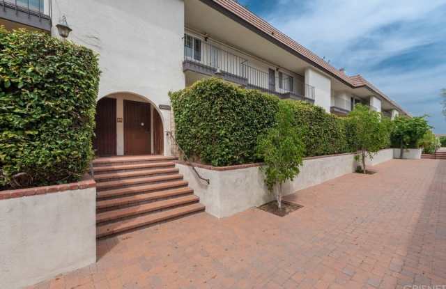 5222 Lindley Avenue Los Angeles Ca Apartments For Rent