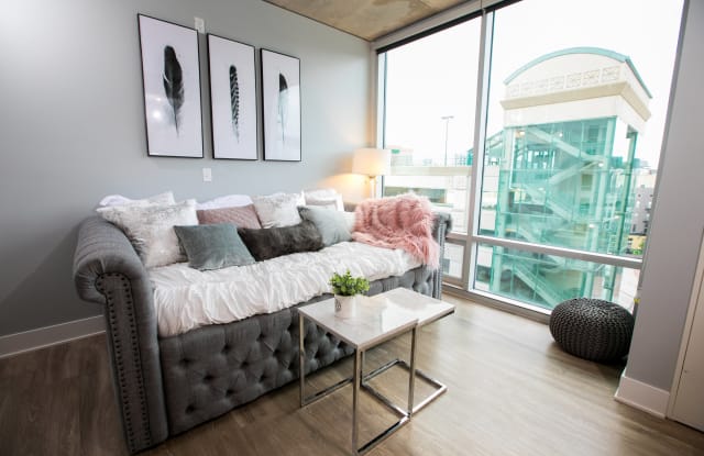 Venue Tower Apartments Grand Rapids Mi Apartments For Rent