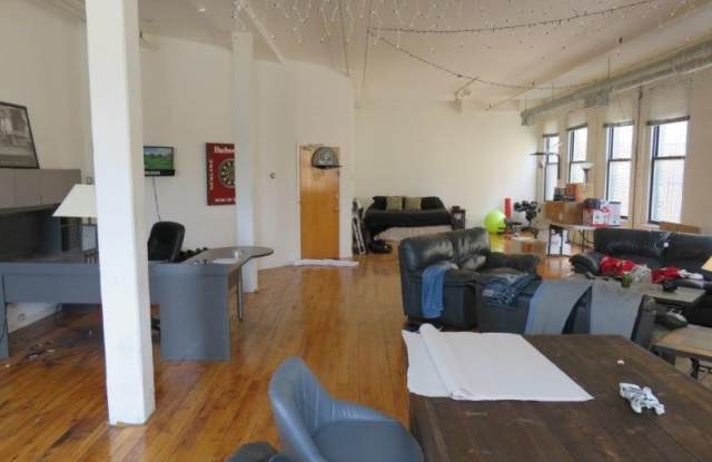 1733 N Milwaukee Ave 2e Chicago Il Apartments For Rent